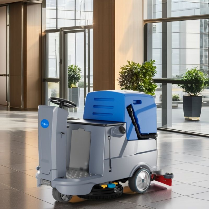 Ride on scrubber machine Ride on scrubber machine